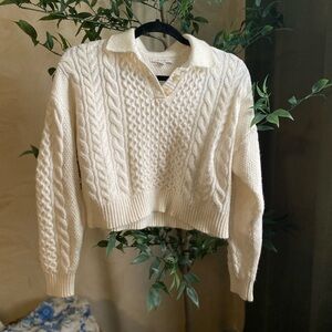 American Eagle Sweater